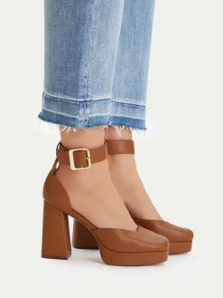 Décolleté CEO-CD25-178-1 Marrone