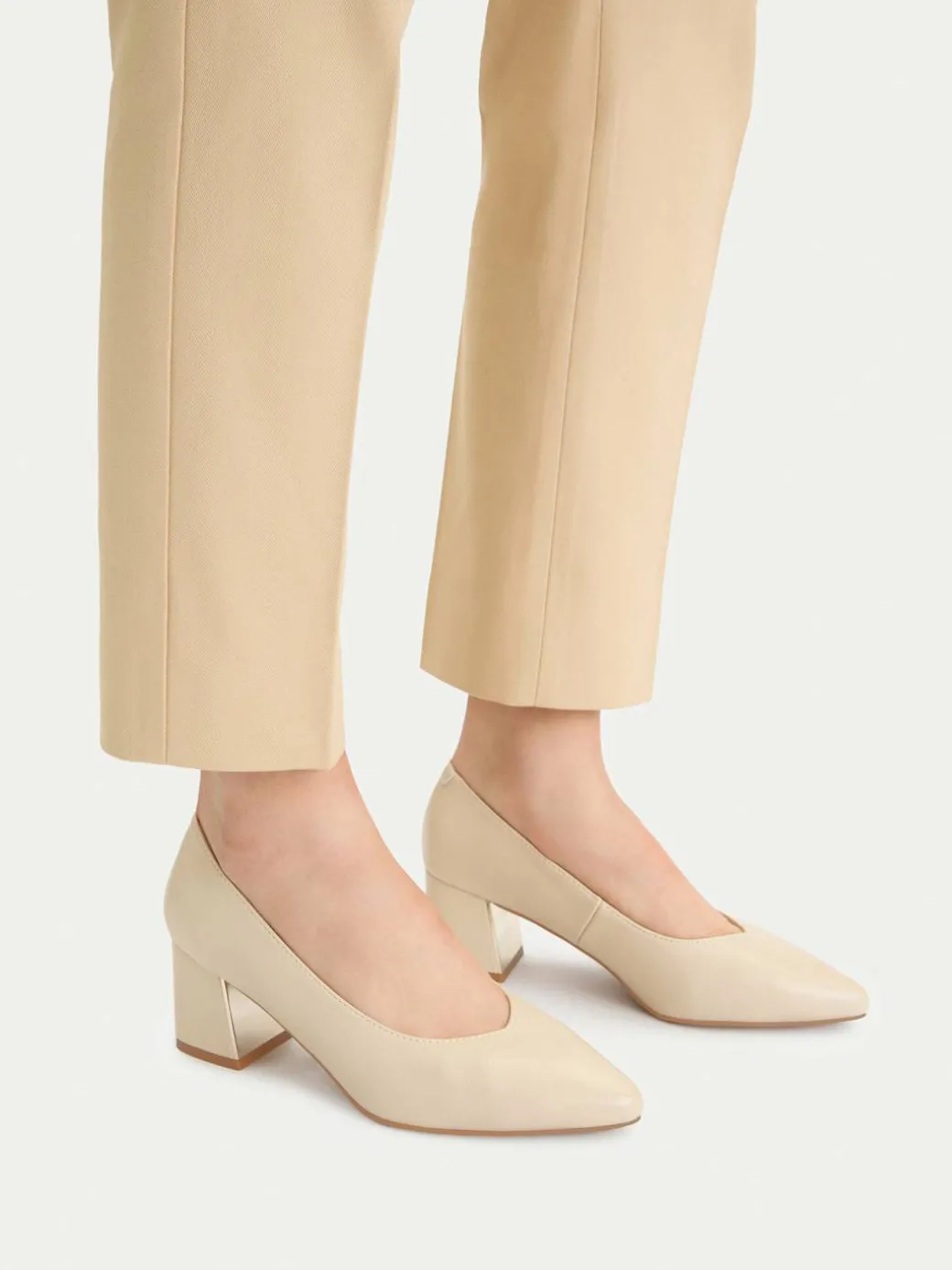 Décolleté CEO-HMS3022-2 Beige