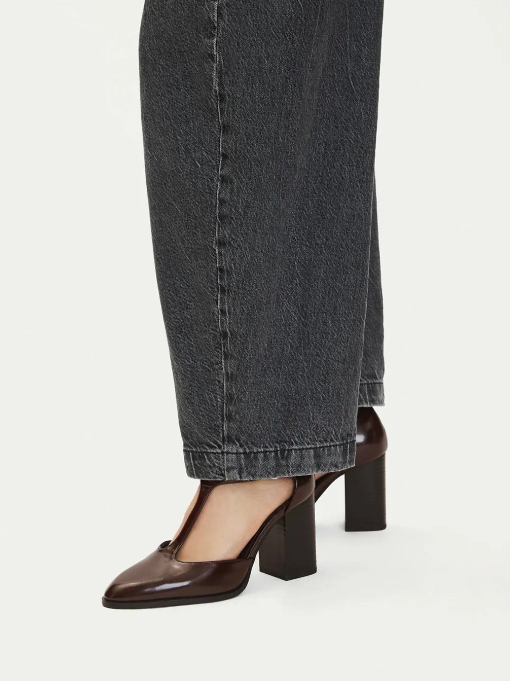 Décolleté CEO-HY2517-1 Marrone