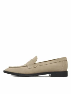 Loafers C-25554LM Beige