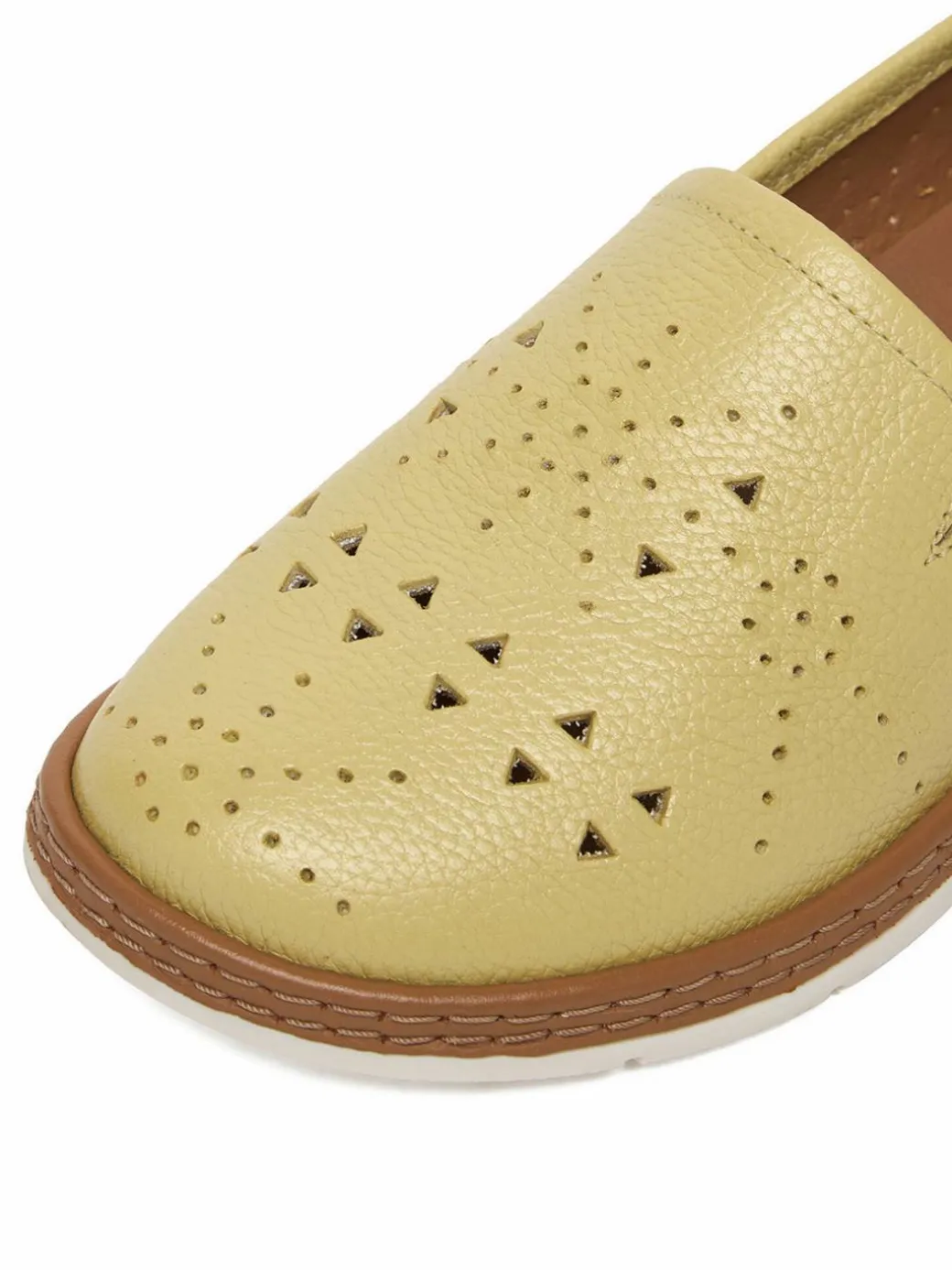 Scarpe basse CEO-WI23-LYLA-02 Giallo
