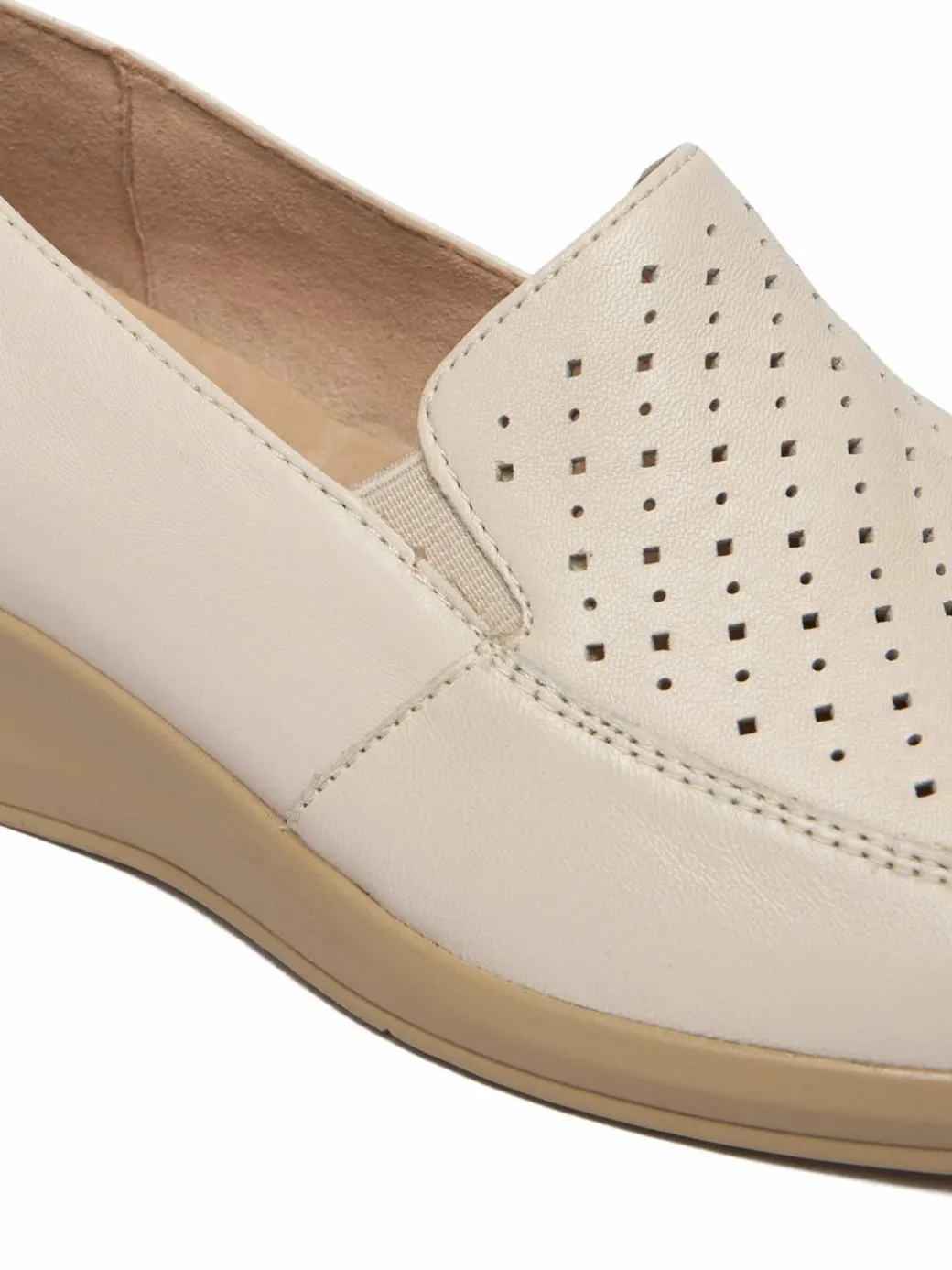 Scarpe basse 9-24352-46 Écru
