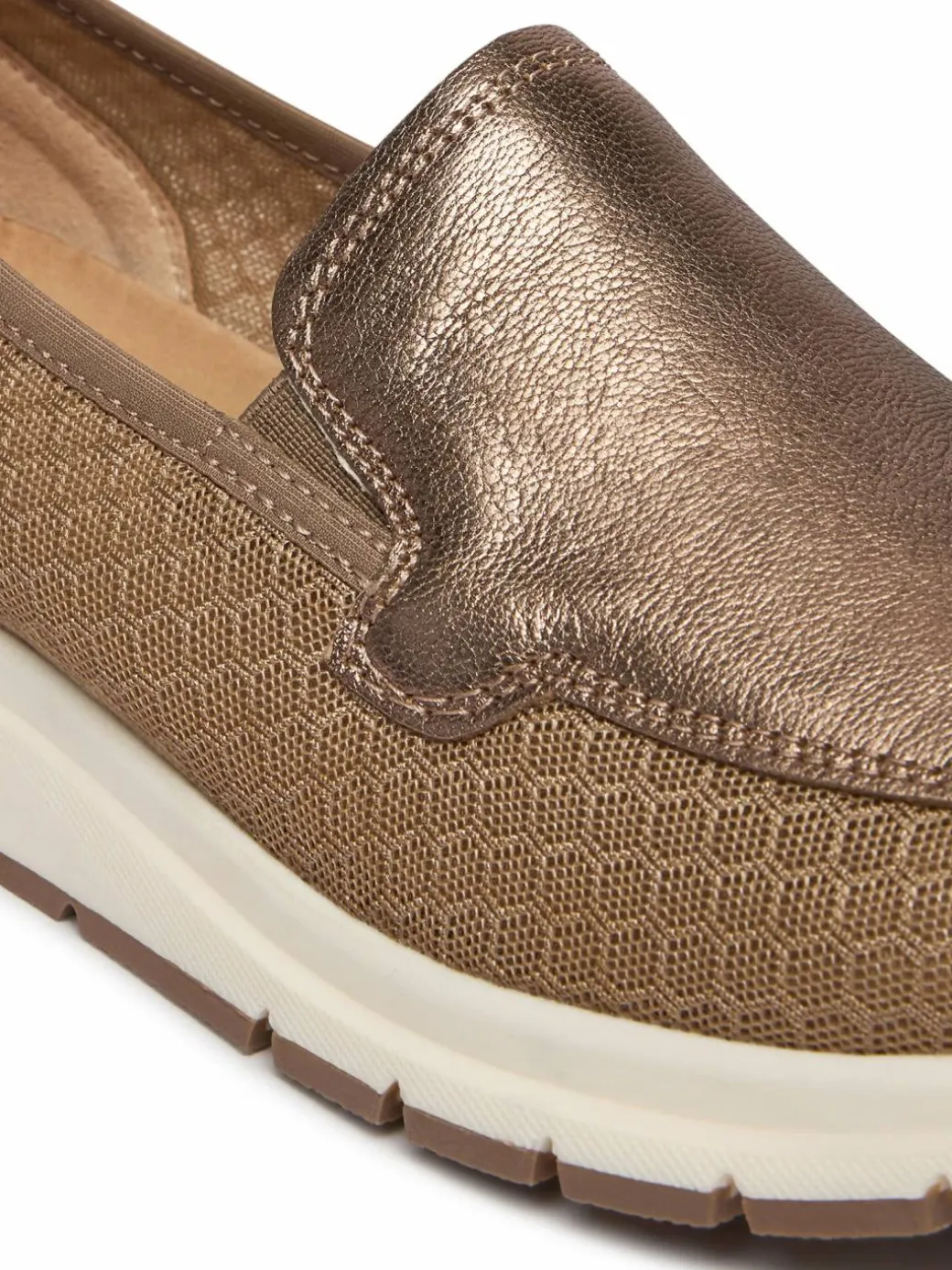 Scarpe basse 9-24751-46 Marrone
