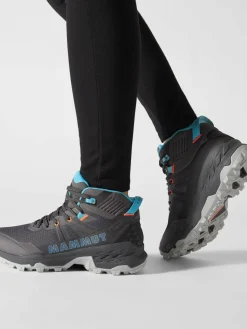Scarpe da trekking Sertig II Mid Gtx GORE-TEX 3030-04840-00691-1050 Grigio