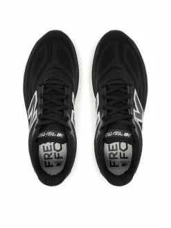 Scarpe running More V6 WMORGR6 Nero