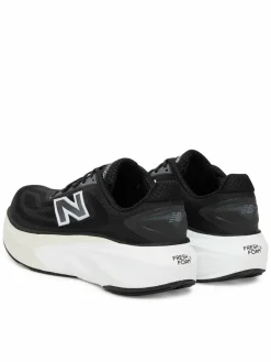 Scarpe running More V6 WMORGR6 Nero