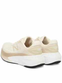 Scarpe running More V6 WMORLB6 Beige