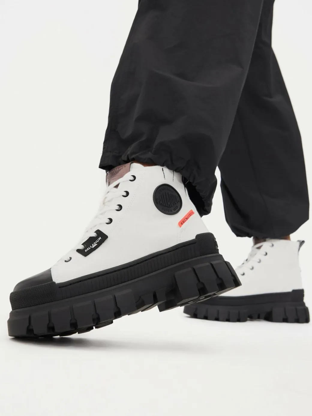 Scarponcini Revolt Hi Tx 97242-116-M Bianco