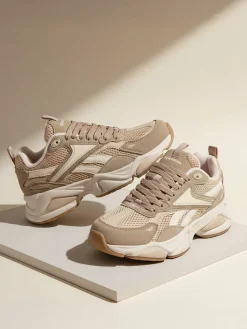 Sneakers CWB-CHARGE AR30246WTCQ Beige