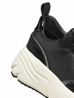 Sneakers D Diamanta D66UFA 08522 C9999 Nero