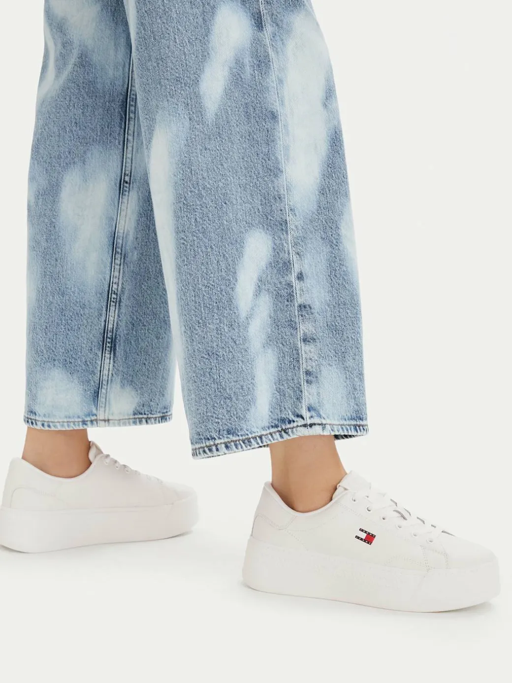 Sneakers Tjw Script Cupsole Flatform EN0EN02961 Bianco