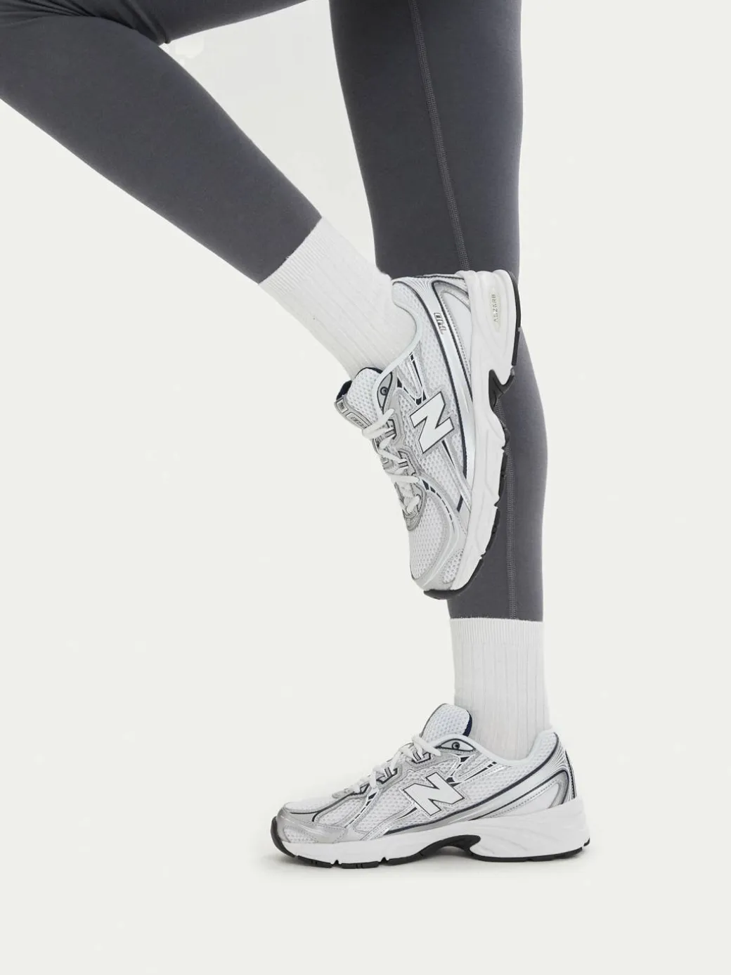 Sneakers U740WN2 Grigio